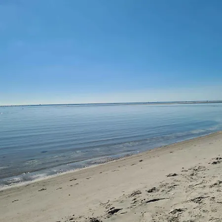 Cozy Summer House Near * Hals