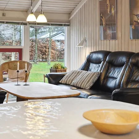Cozy Summer House Near بيت للعطل *