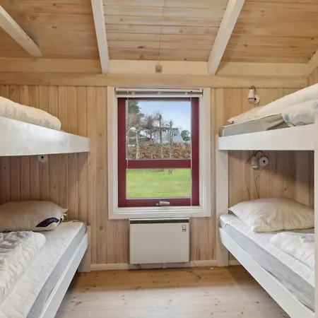 Cozy Summer House Near Nyaraló Hals