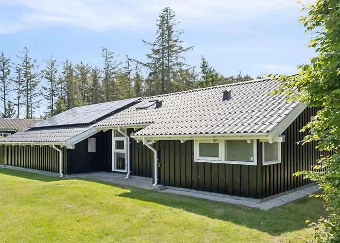 Cozy Summer House Near Casa vacanze Hals