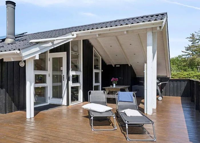 Cozy Summer House Near Casa vacanze