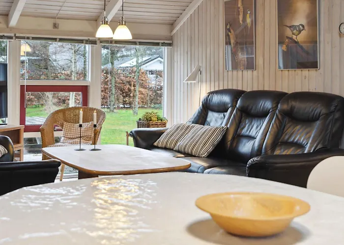 Cozy Summer House Near Casa vacanze *
